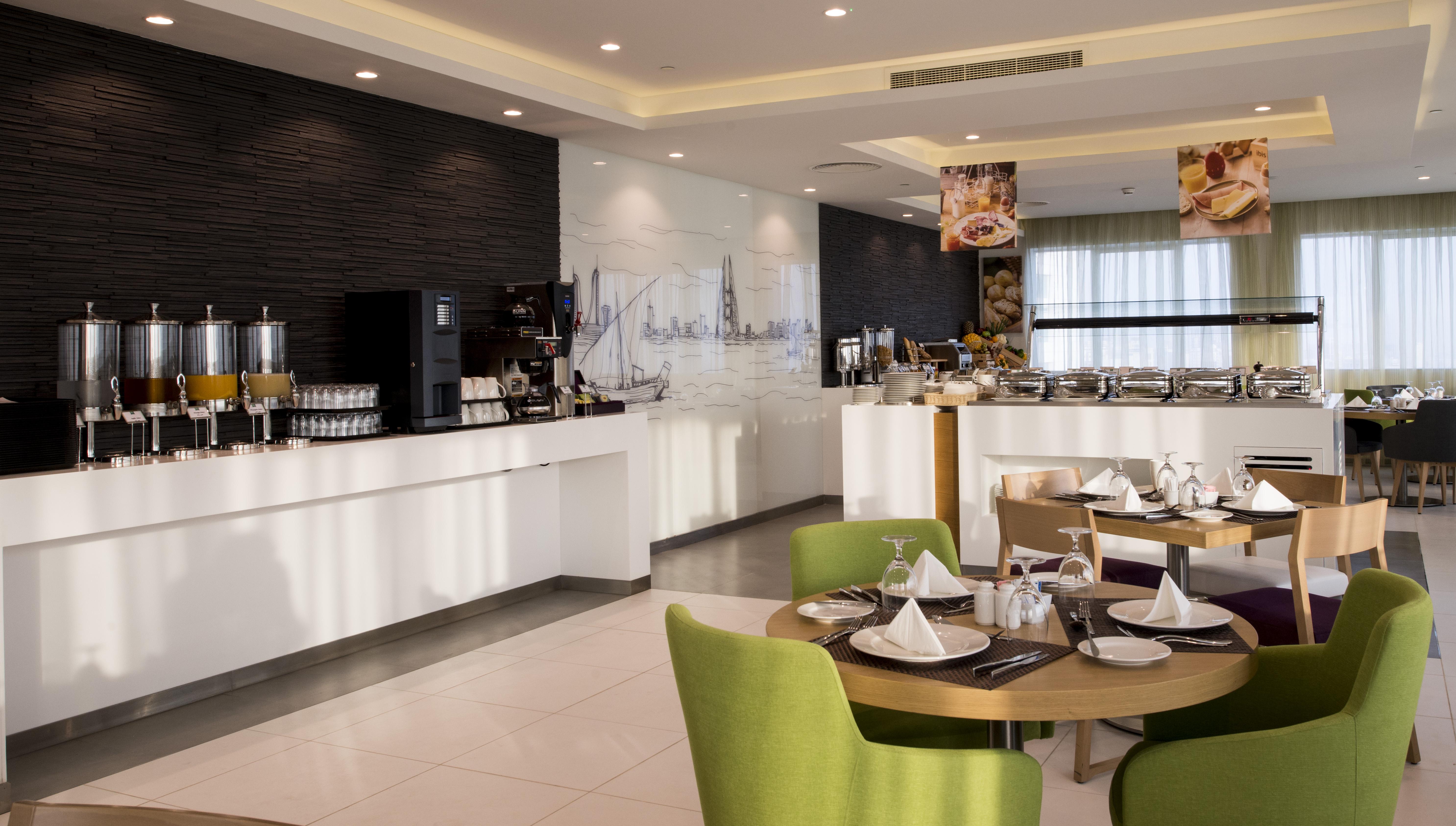 Ibis Styles Manama Diplomatic Area Hotel Ngoại thất bức ảnh