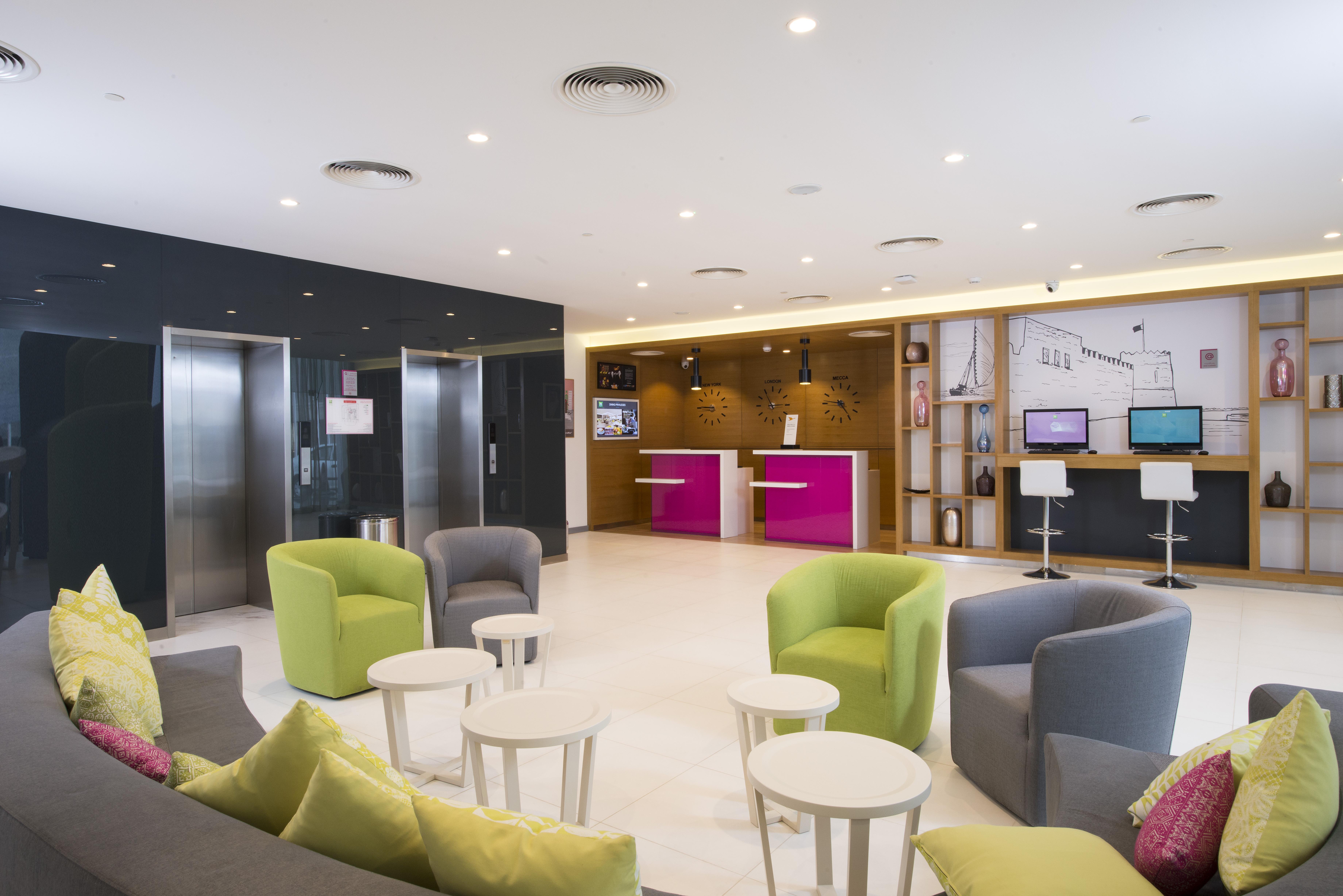 Ibis Styles Manama Diplomatic Area Hotel Ngoại thất bức ảnh