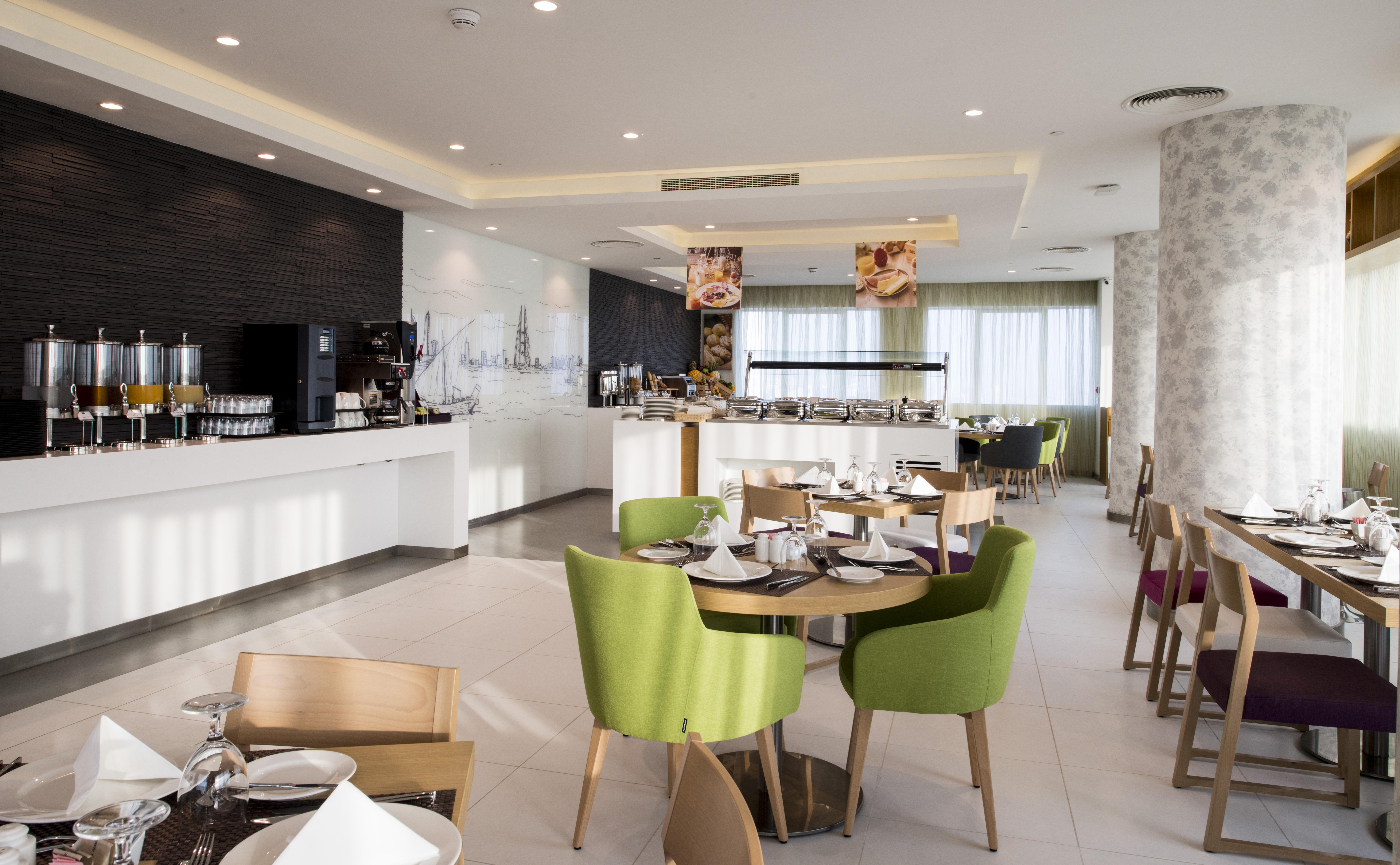 Ibis Styles Manama Diplomatic Area Hotel Ngoại thất bức ảnh